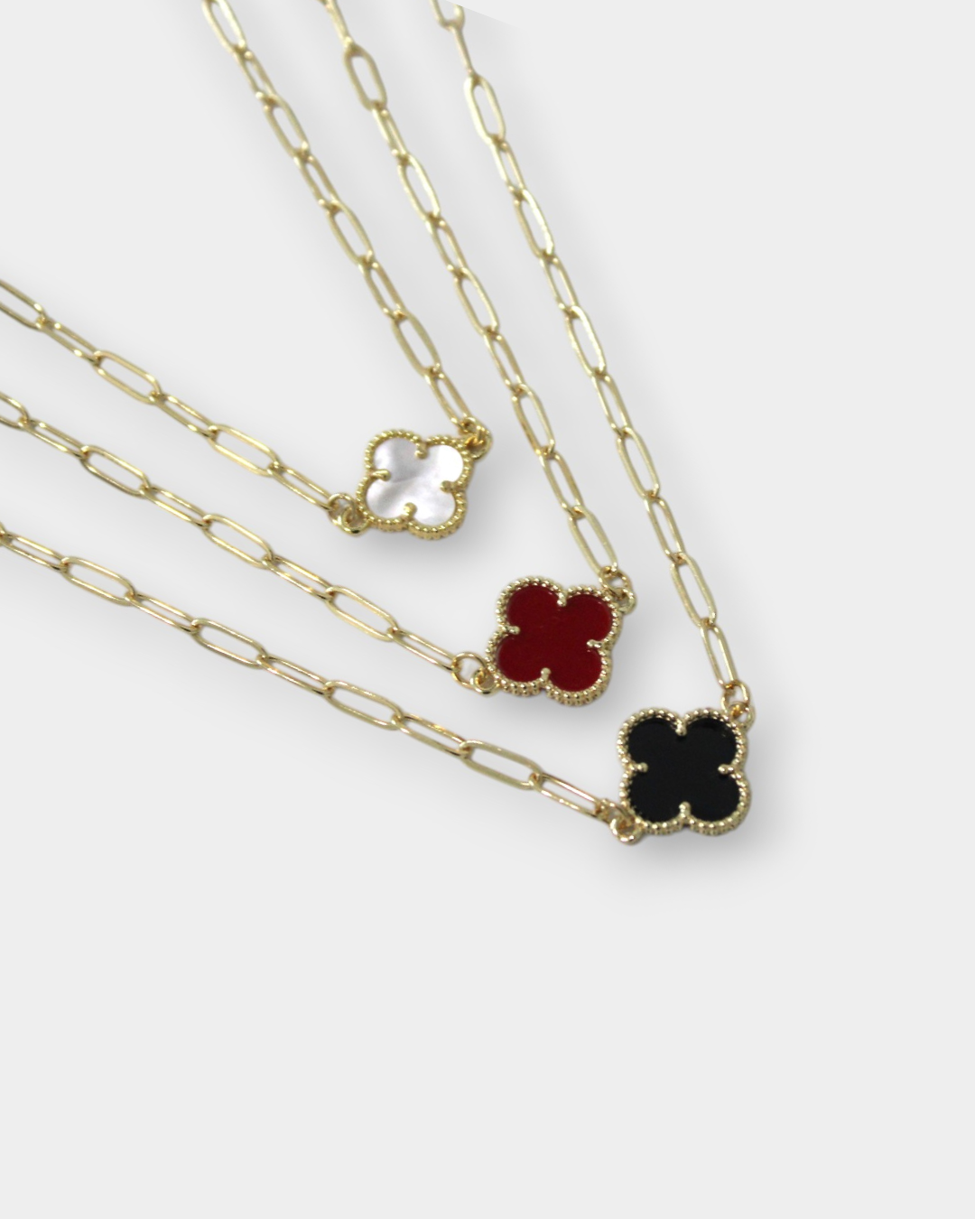 Clover Elegance Necklace š