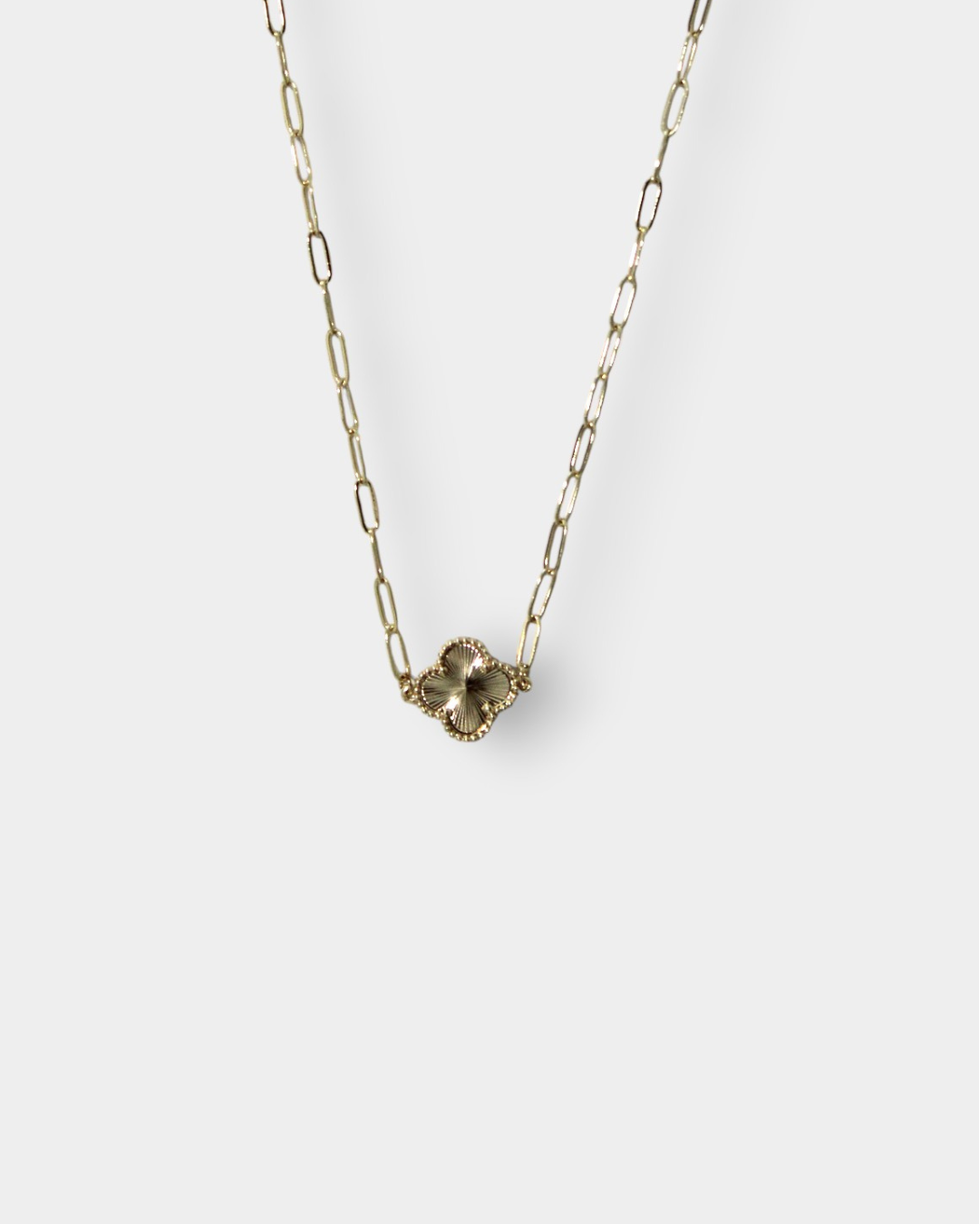 Clover Elegance Necklace š